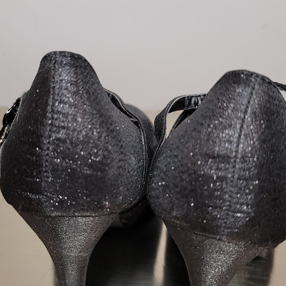 Moda Heels - Picture 11 of 12